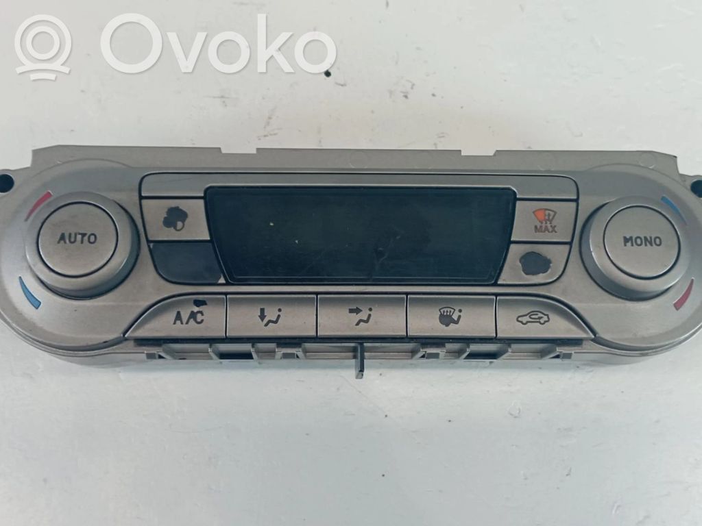 Ford Focus Climate control unit 