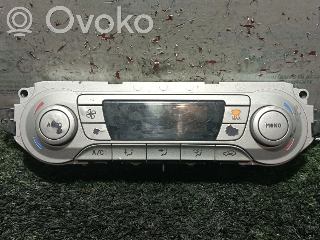 Ford Focus Climate control unit 