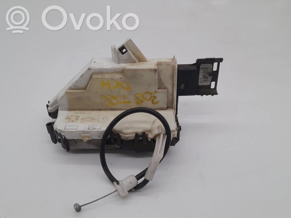 Peugeot 308 Takaoven lukko 