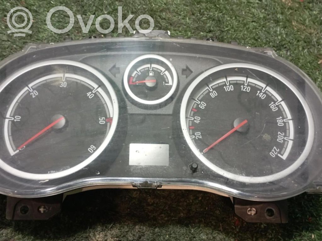Opel Corsa D Speedometer (instrument cluster) 
