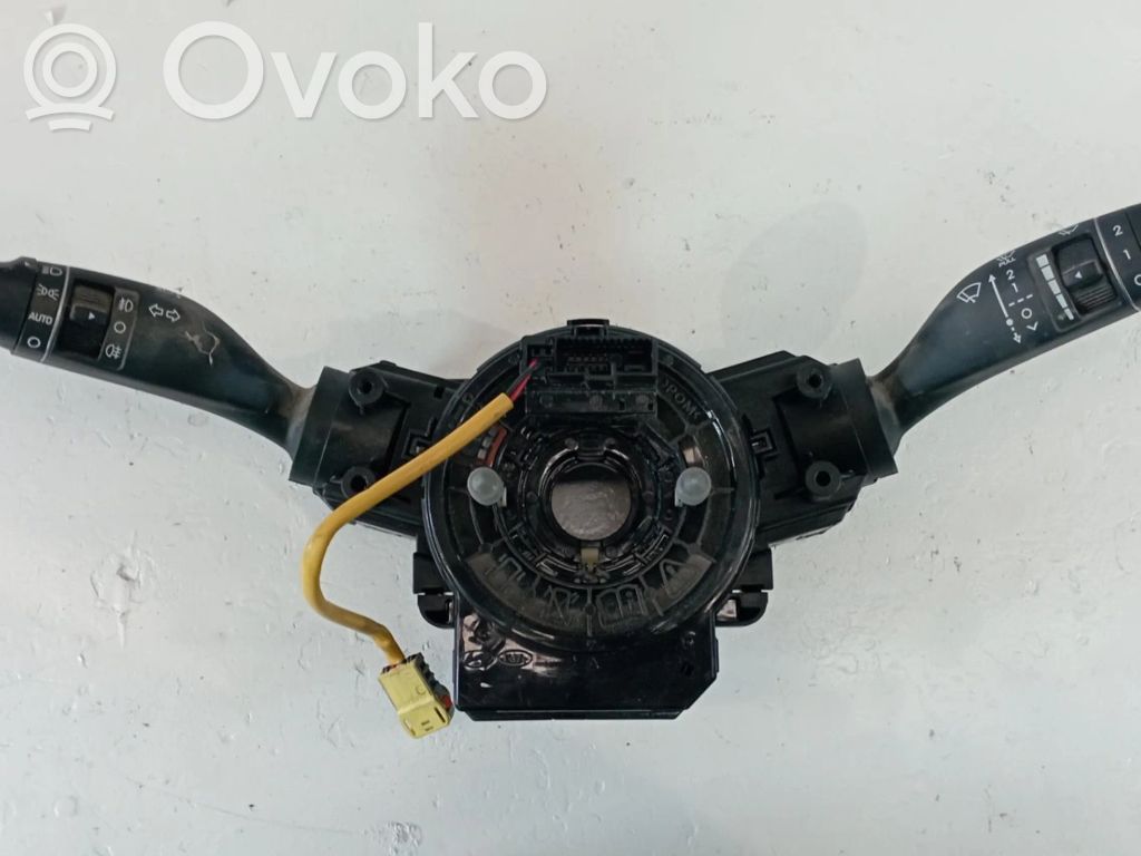 Interruptor de control multifunción   93403D3950