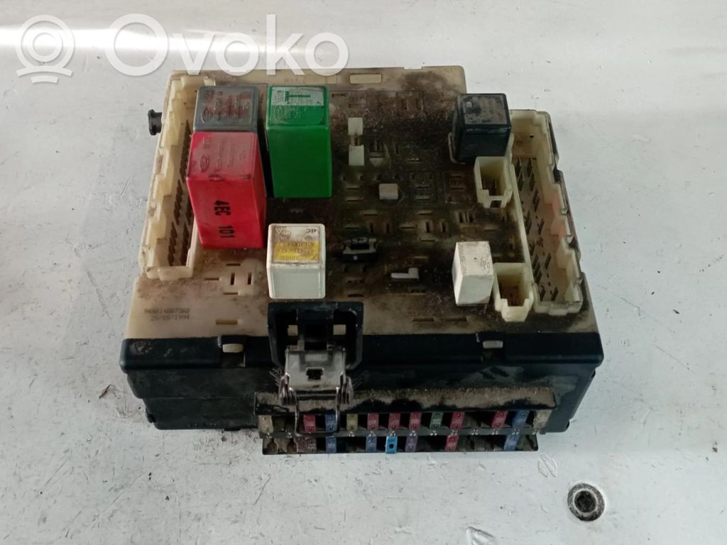 Ford Escort Fuse module 