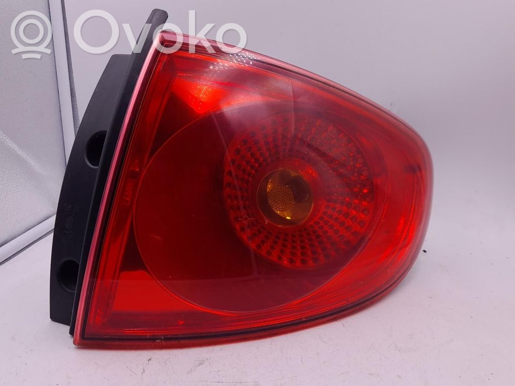 Takavalot   5P0945112