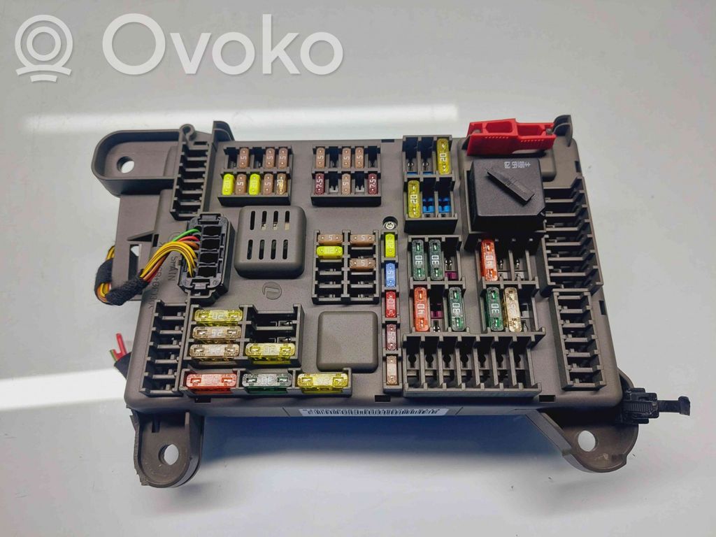 Fuse module   6931687