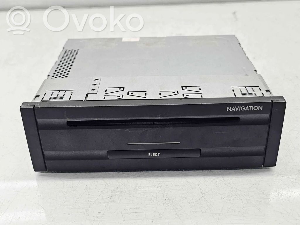 GPS navigation control unit/module   3D0919887M