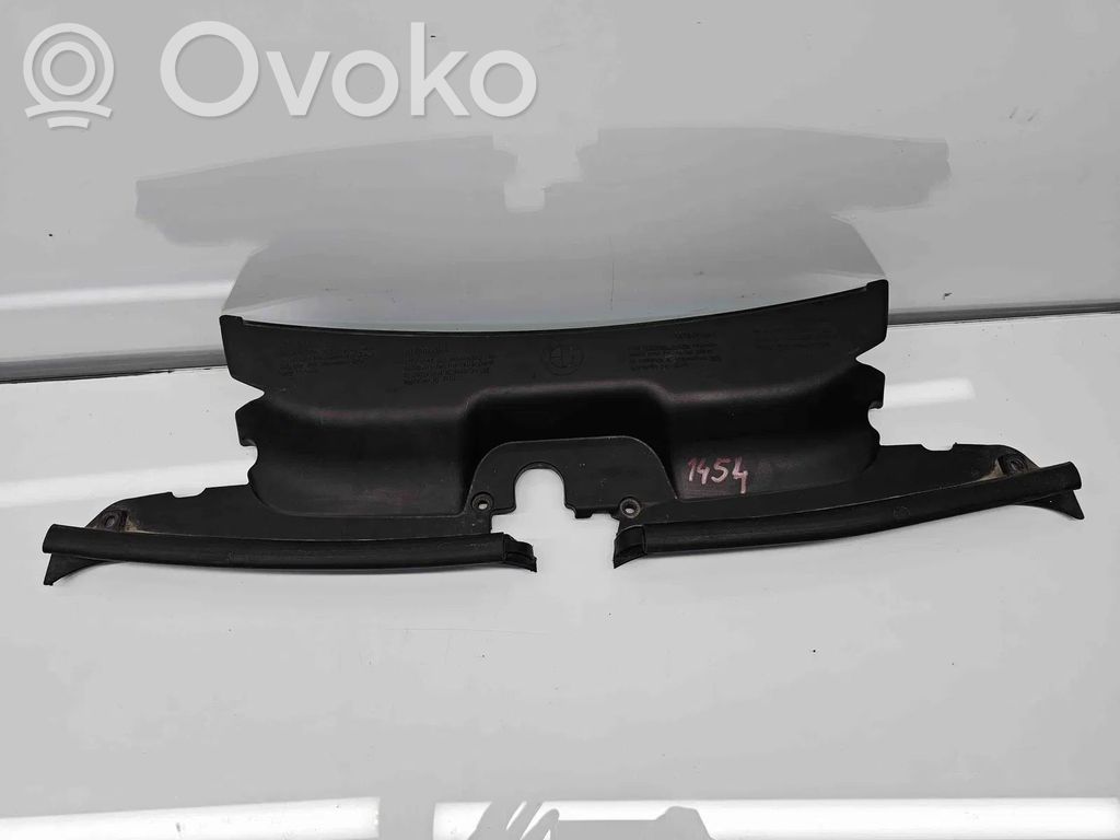 Engine compartment bulkhead   3402286