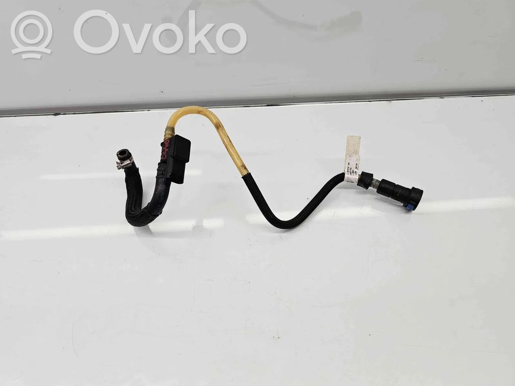 BMW 3 E90 E91 Polttoaineputken letku 