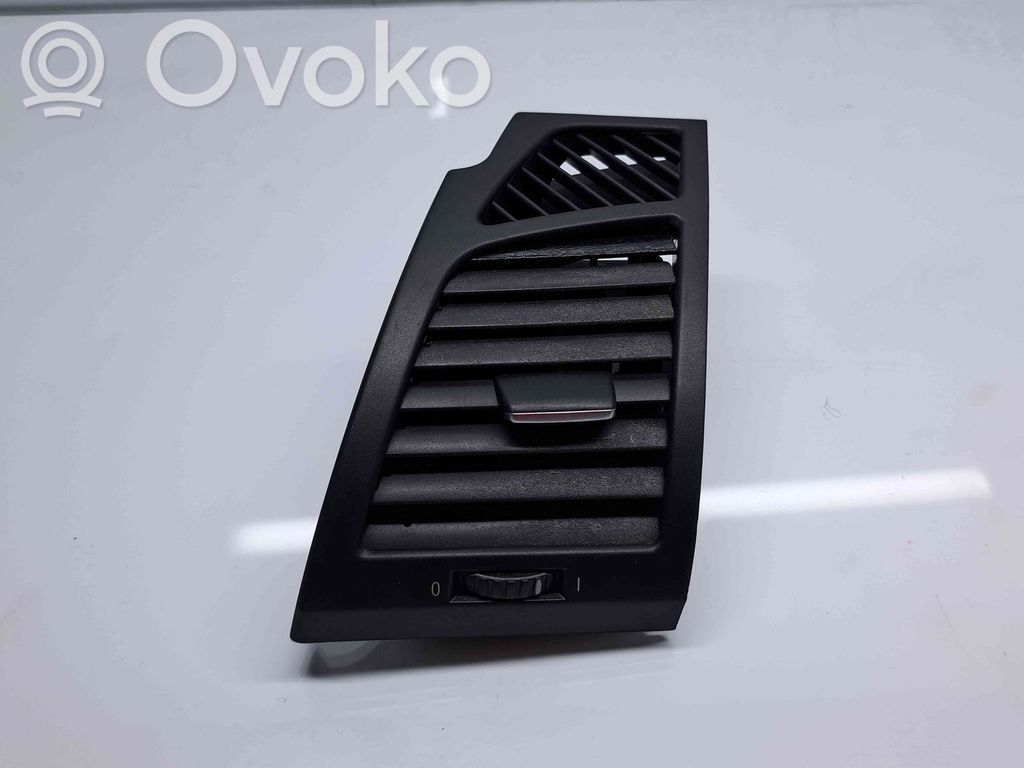 BMW 1 E82 E88 Rejilla de ventilación central del panel 