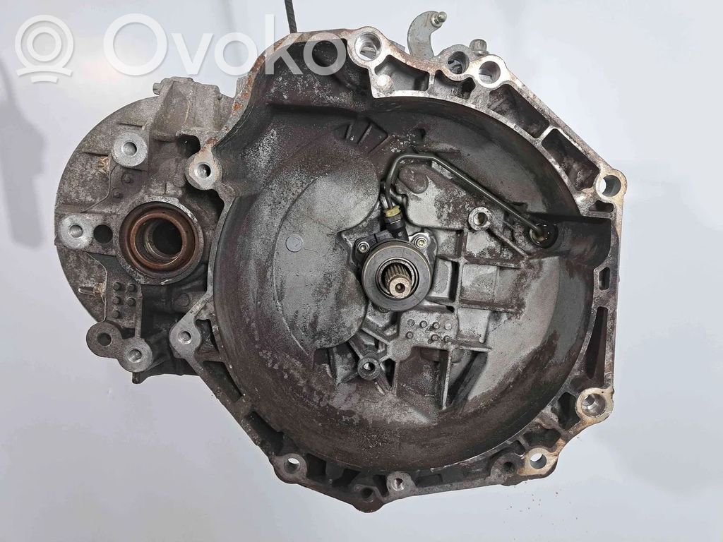 Opel Mokka Cutie viteze manuală cu 5 trepte 