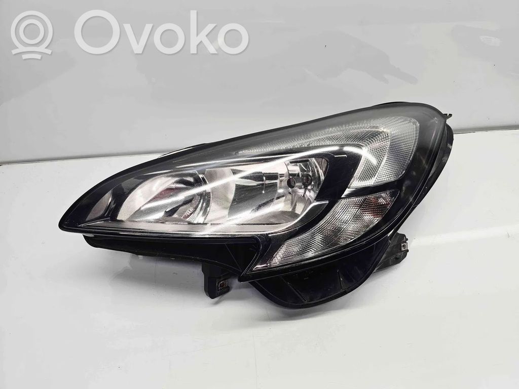 Opel Corsa E Etu-/Ajovalo 