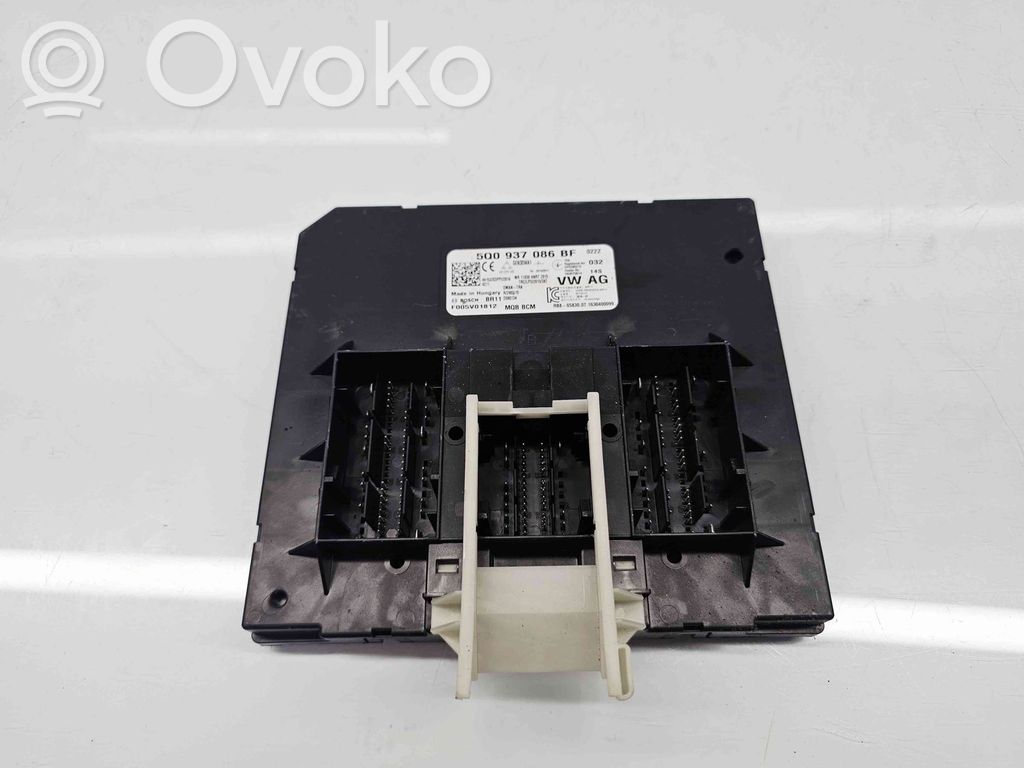 Volkswagen PASSAT B8 Modul confort 