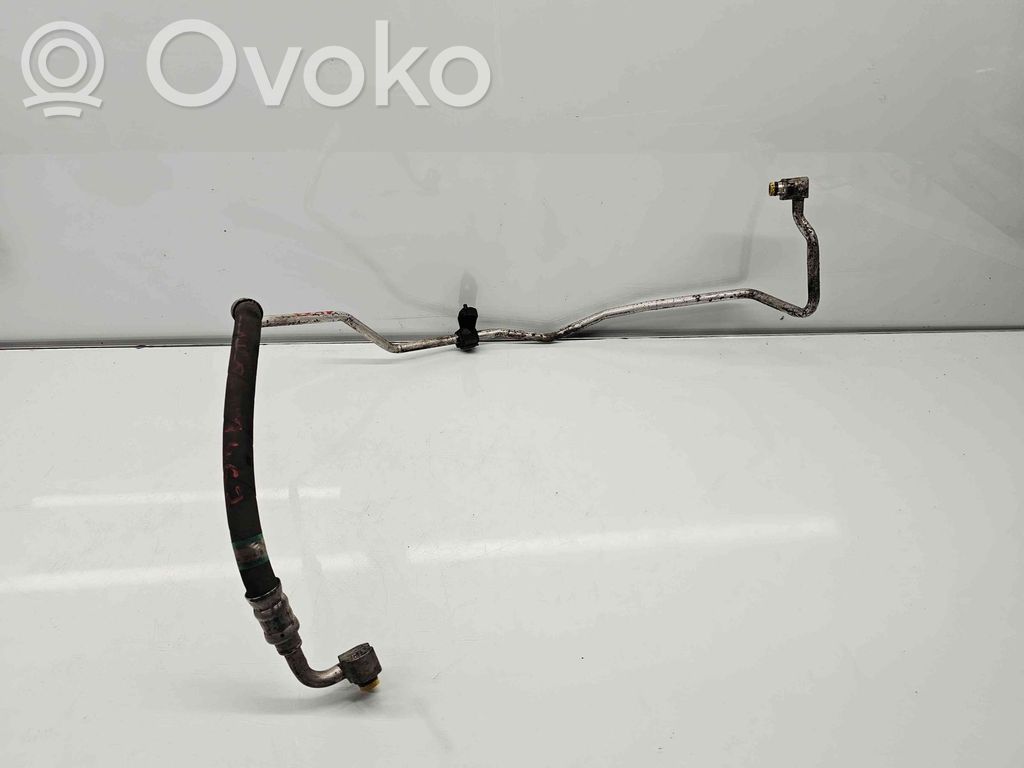 Ilmastointilaitteen putki (A/C)   6959992