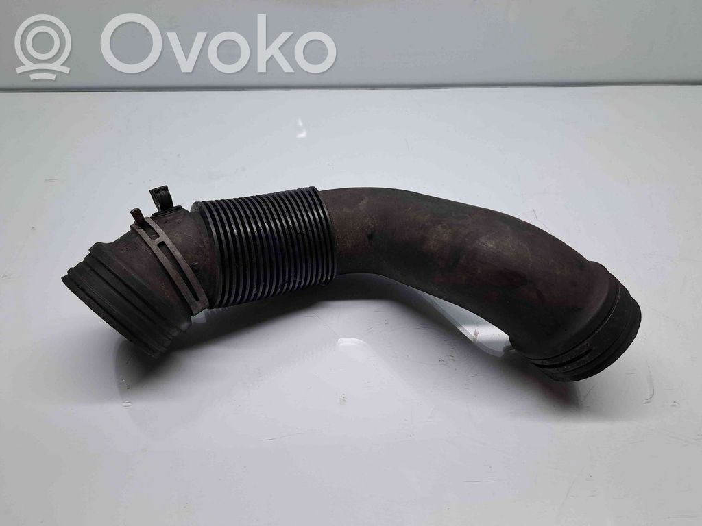 Volkswagen Caddy Huohotin/huohotinputki/letku 