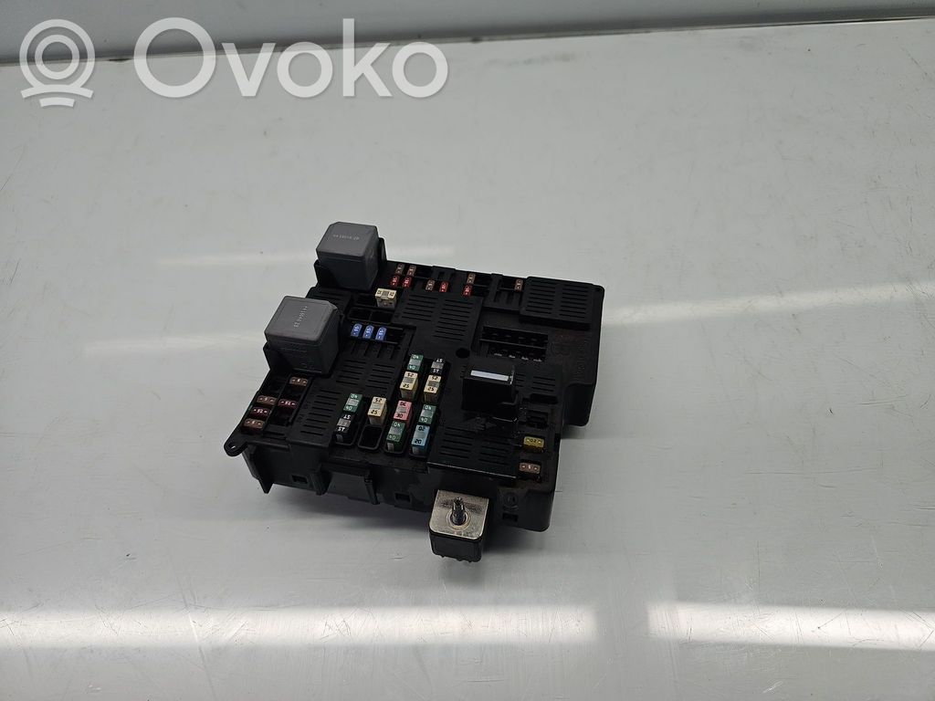 Volvo XC90 Fuse module 