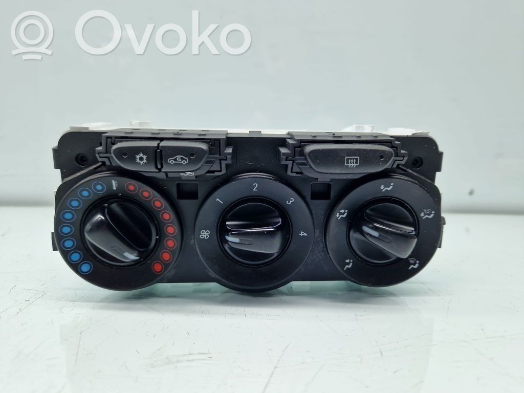 Climate control unit   A41001000