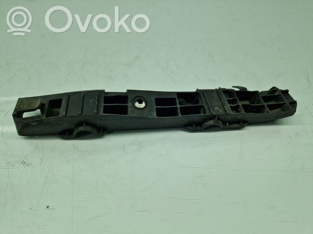 Opel Corsa E Fender mounting bracket 