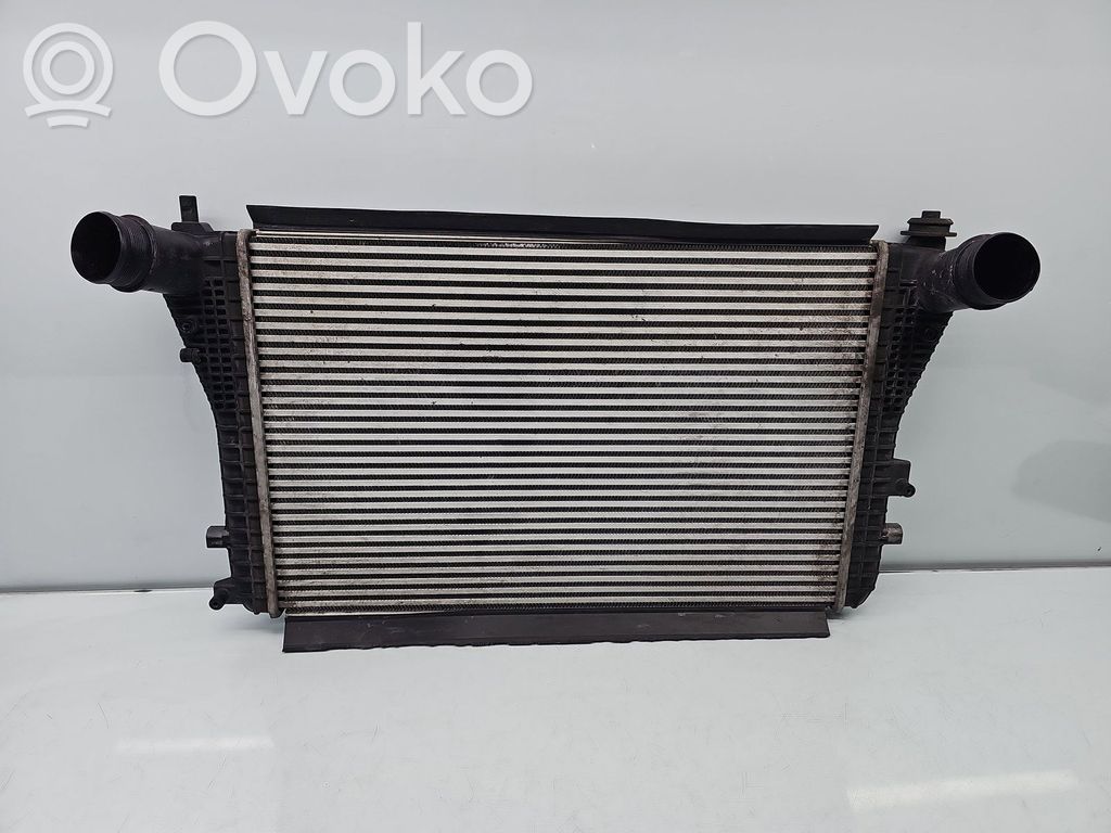Volkswagen PASSAT B7 Radiatore intercooler 