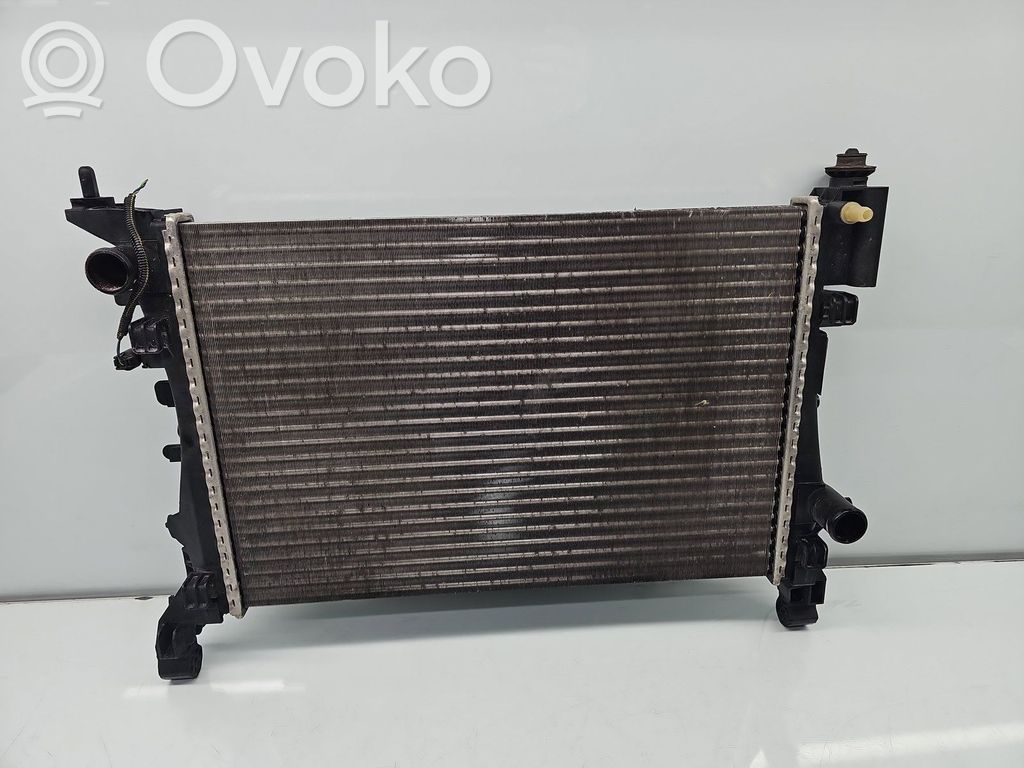 Opel Adam Aušinimo skysčio radiatorius 