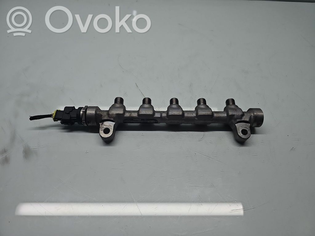 Fuel main line pipe