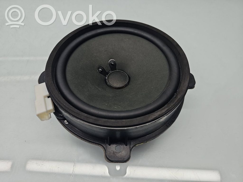 Opel Antara Difuzor ușă față 