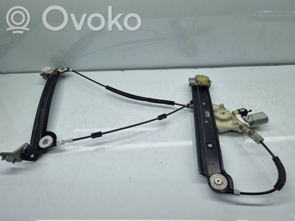 BMW 1 E82 E88 Front door manual window regulator 