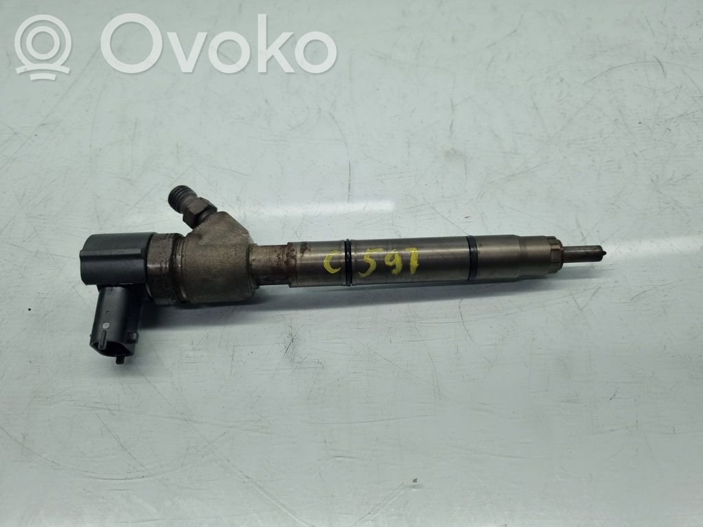 Fuel injector   338002A900
