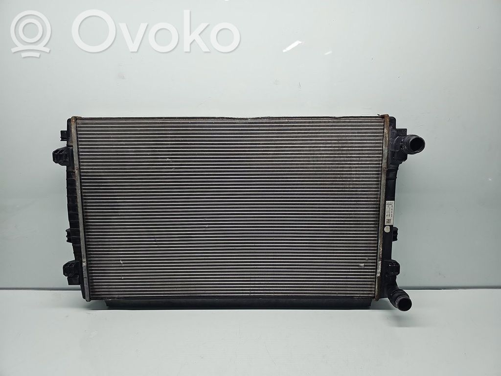 Volkswagen Golf VII Coolant radiator 