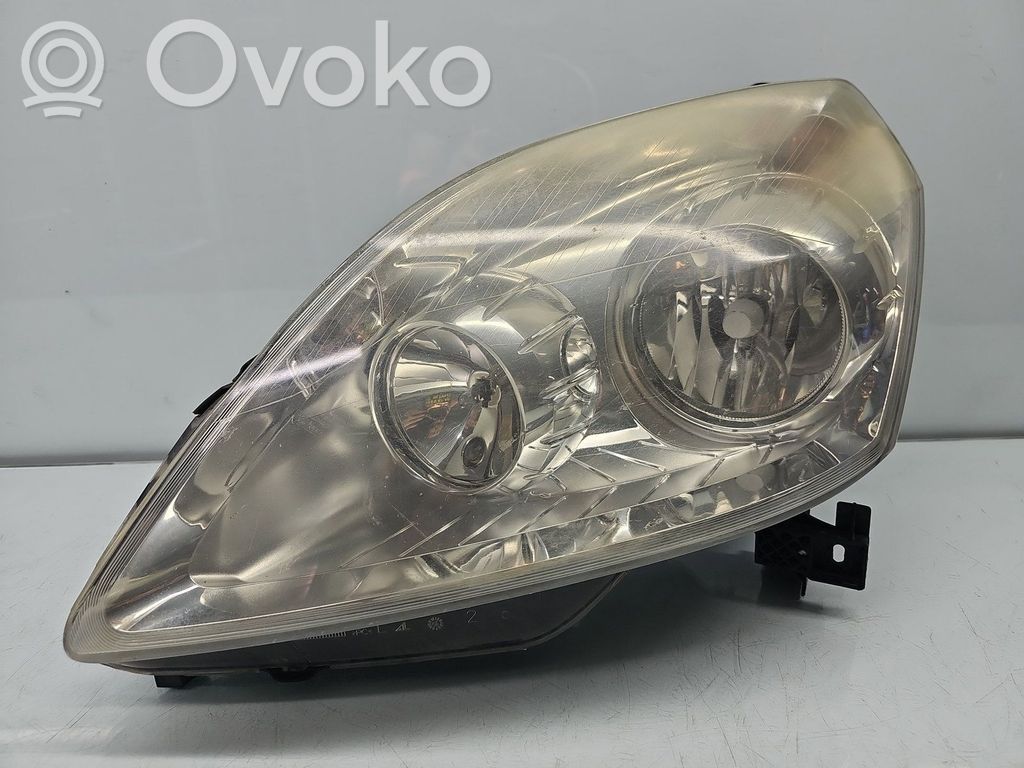 Opel Zafira B Phare frontale 