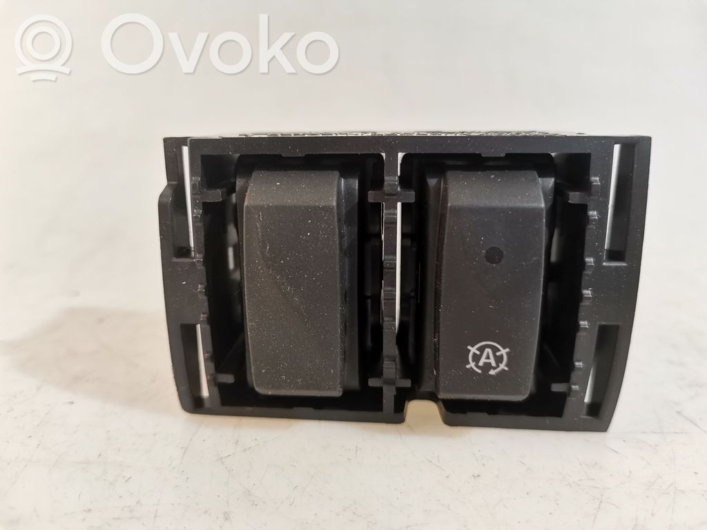 Renault Trafic III (X82) Engine start stop button switch 