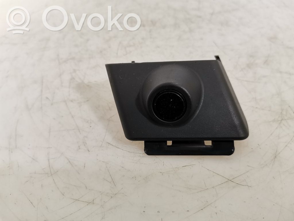 Ford Tourneo Custom Soporte del sensor de aparcamiento delantero (PDC) 