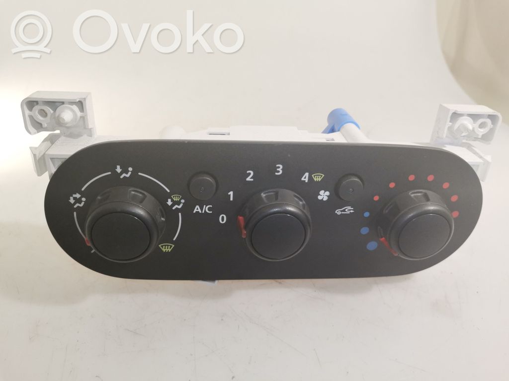 Renault Trafic III (X82) Climate control unit 