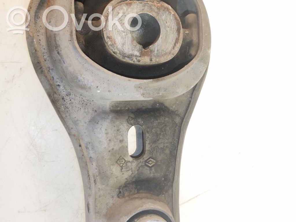 Opel Vivaro Engine mount bracket 