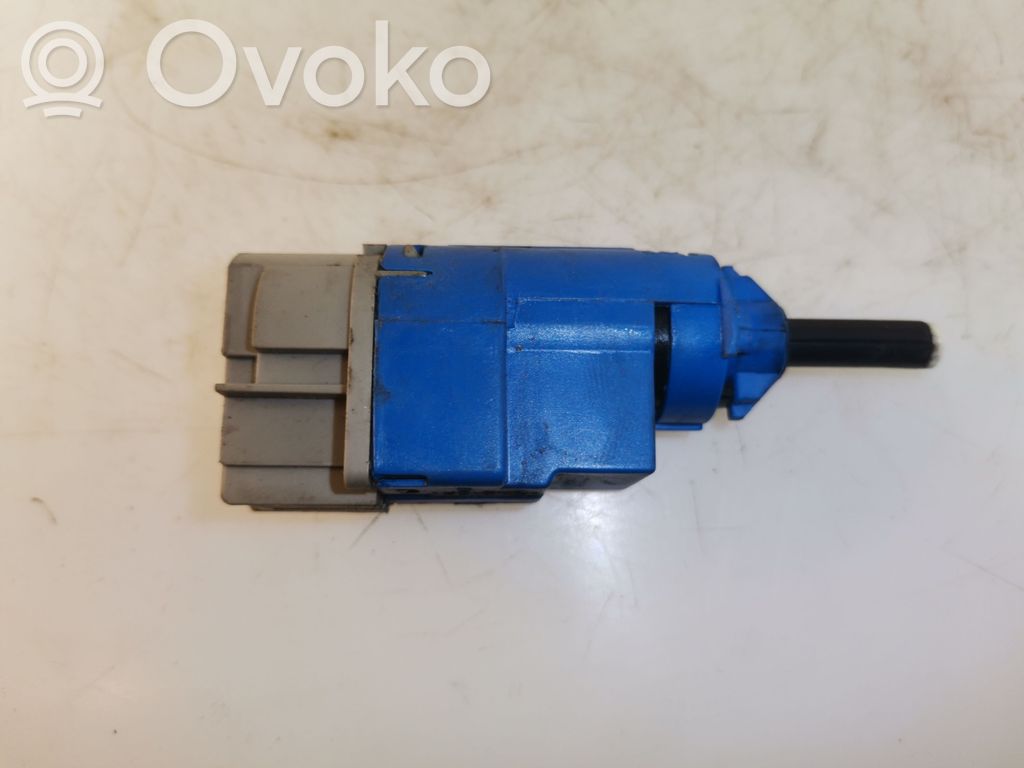 Renault Clio III Brake pedal sensor switch 