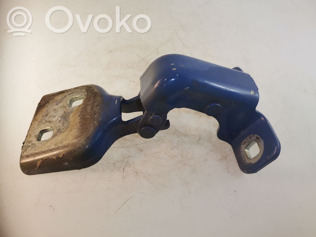 Renault Master III Front door lower hinge 