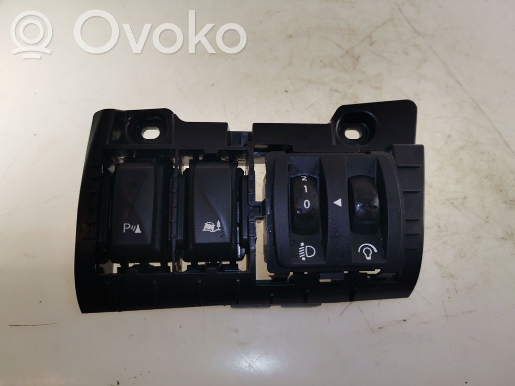 Opel Vivaro Headlight level height control switch 