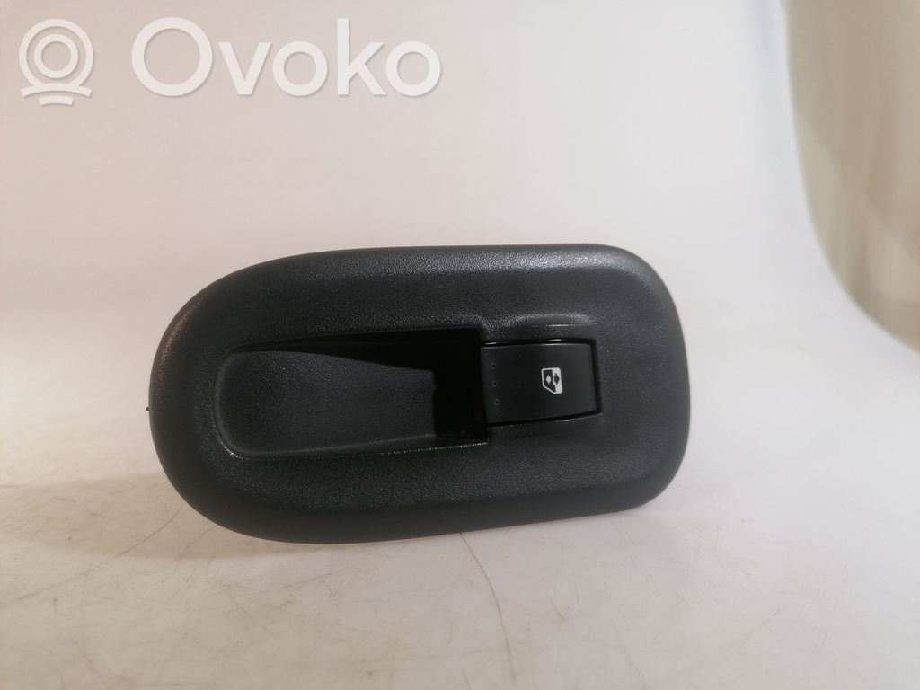 Renault Master III Electric window control switch 