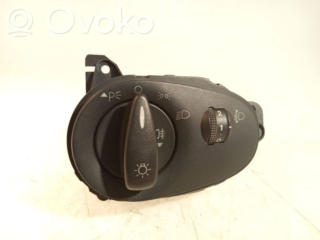 Ford Focus Light switch 