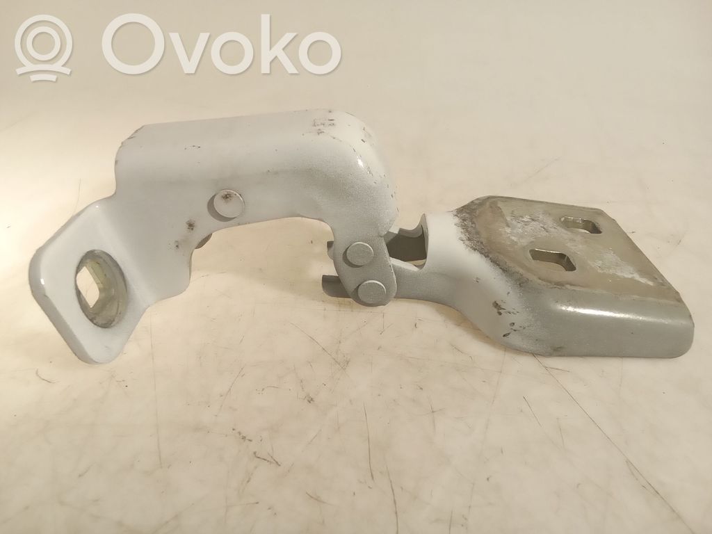 Renault Master III Front door lower hinge 
