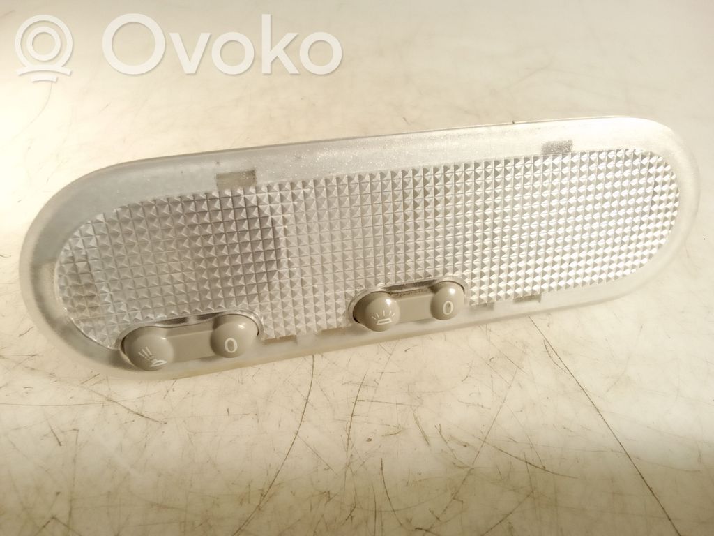 Renault Clio III Front seat light 