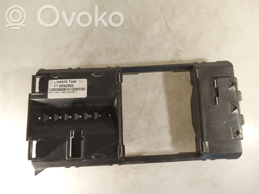 Ford Tourneo Custom Fuse box cover 