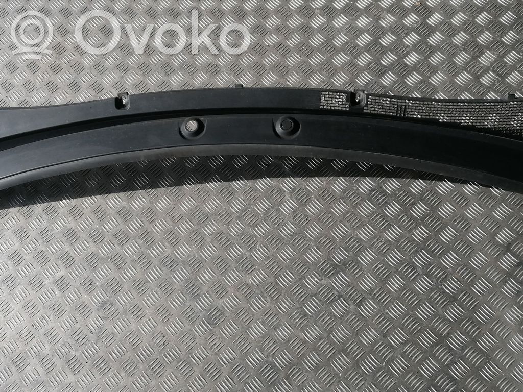 Opel Movano B Wiper trim 