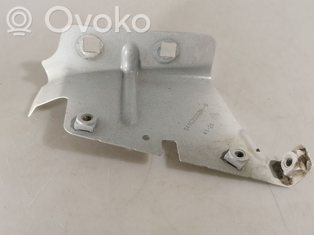 Renault Master III Fender mounting bracket 
