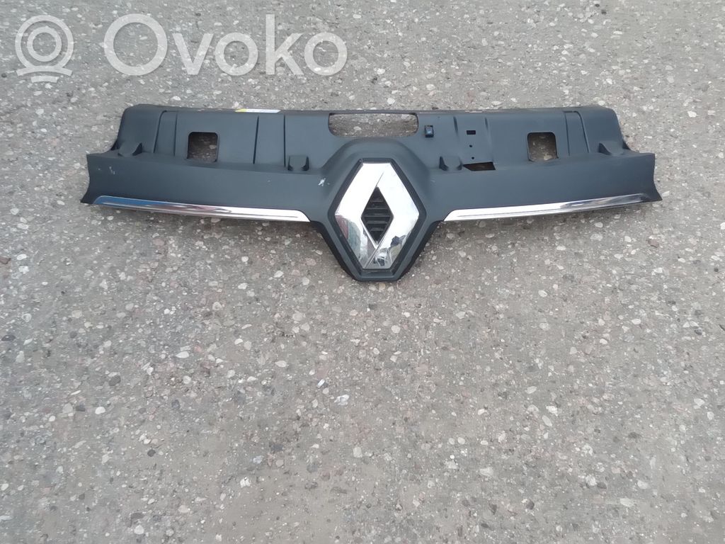 Renault Master III Etupuskurin ylempi jäähdytinsäleikkö 