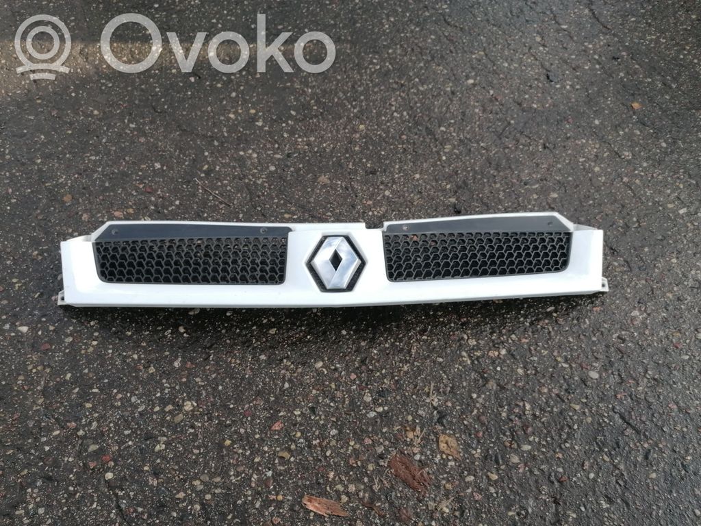Renault Master II Front grill 