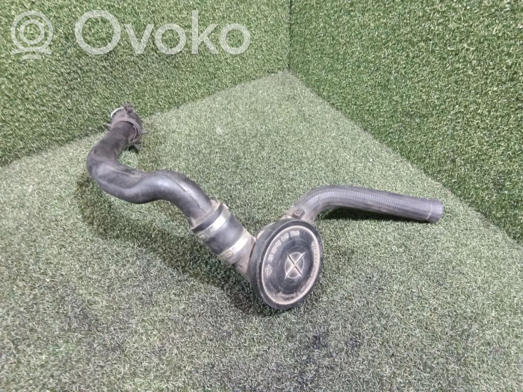 Volkswagen Golf III Wąż / Rurka odpowietrznika 