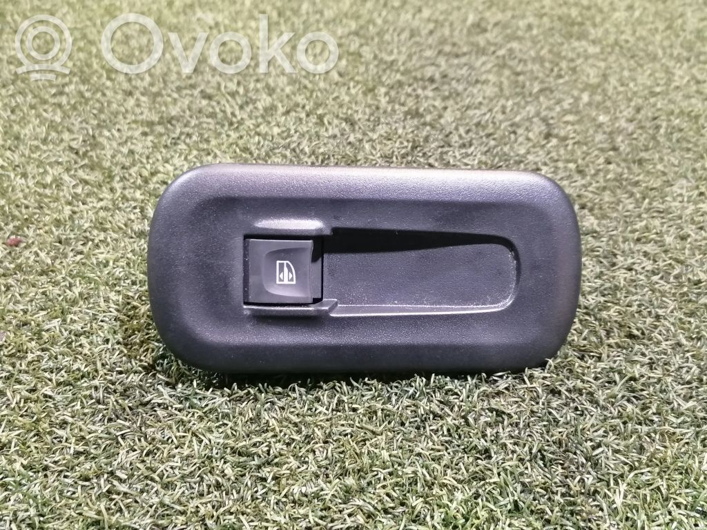 Electric window control switch   254110176R,2444203X