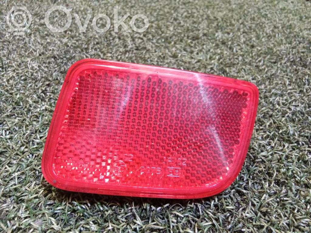 Renault Master III Reflector de faros/luces traseros 