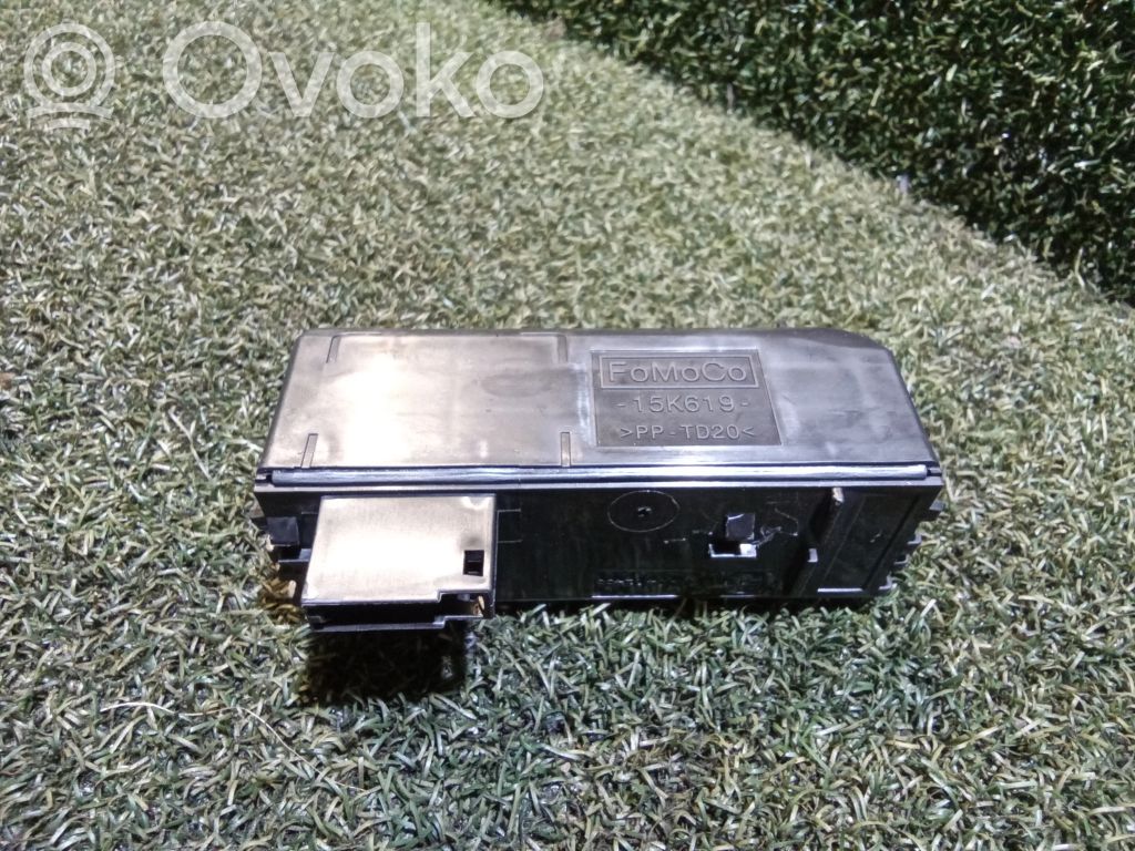 Radion pystyantenni   GD9T15K619BB,210929,E1310R0412458