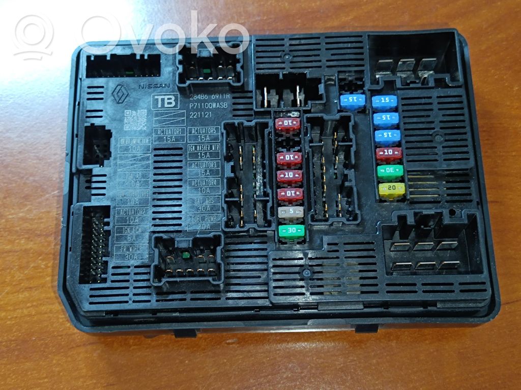Mercedes-Benz Citan II W420 Fuse module 