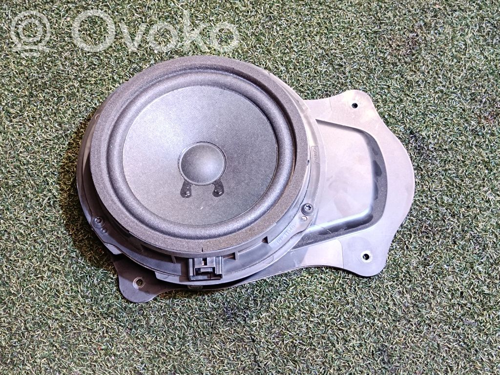 Ford Tourneo Custom Front door speaker 